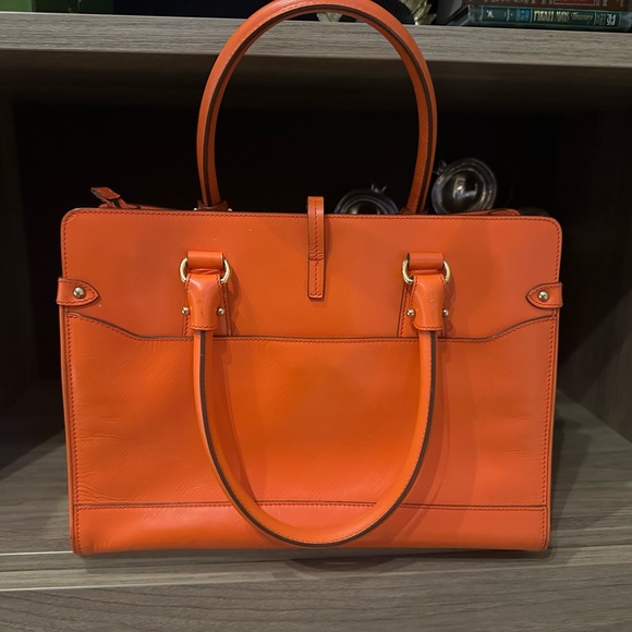 Salvatore Ferragamo Orange Box Leather Top Handle Bag. In very good condition. - Picture 4 of 14